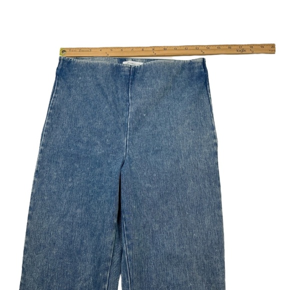 Good American Soft Sculpt Pull On Flare Jeans Size M - Picture 13 of 14